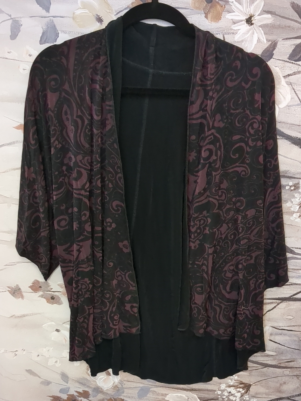 Women's Black and Deep Plum Open-Front Printed Cardigan Sweater